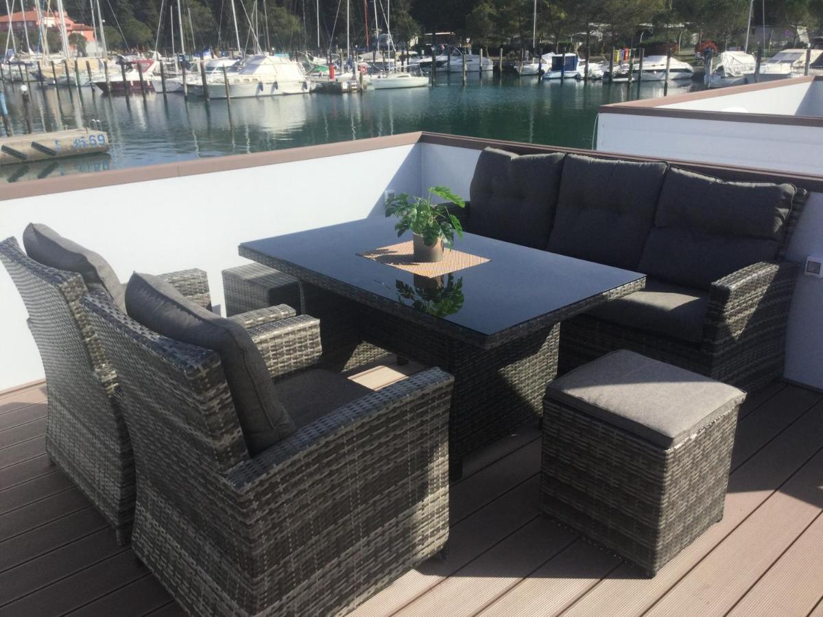 Villa Floating House - Arena 2 à Pula Extérieur photo